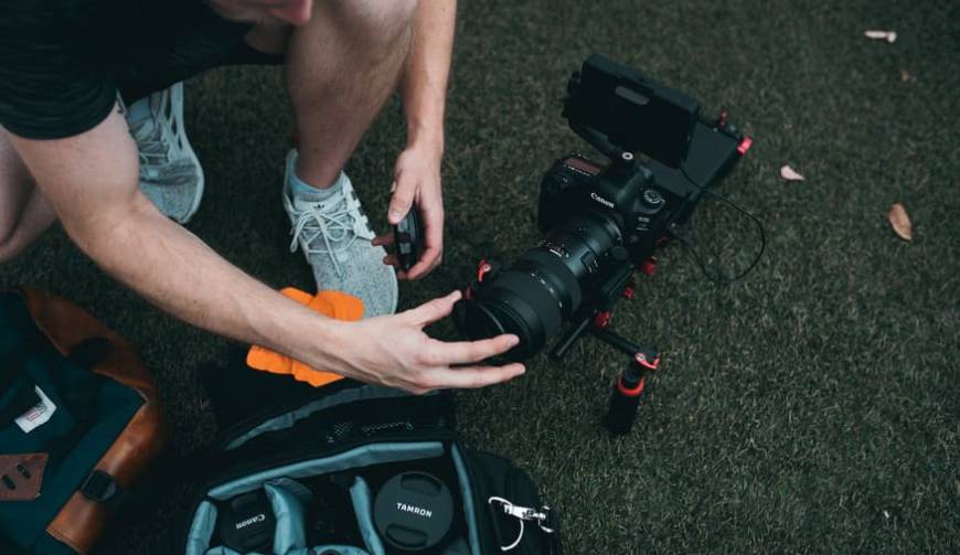 色彩心理学×动态美学，梁山县产品视频拍摄公司唤醒感官冲击力